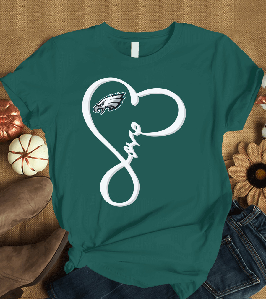 Philadelphia Eagles Love Heart T-Shirt
