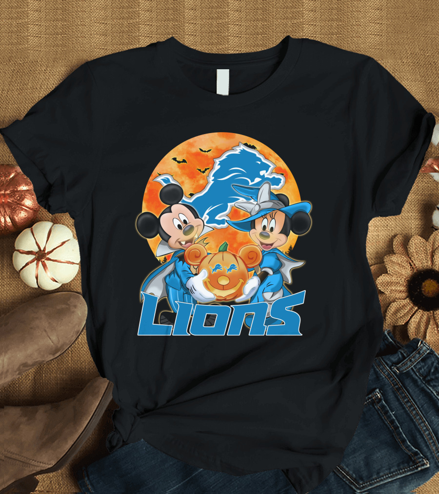 Detroit Lions Mickey Mouse and Minnie Mouse Halloween Pumpkin T-Shirt