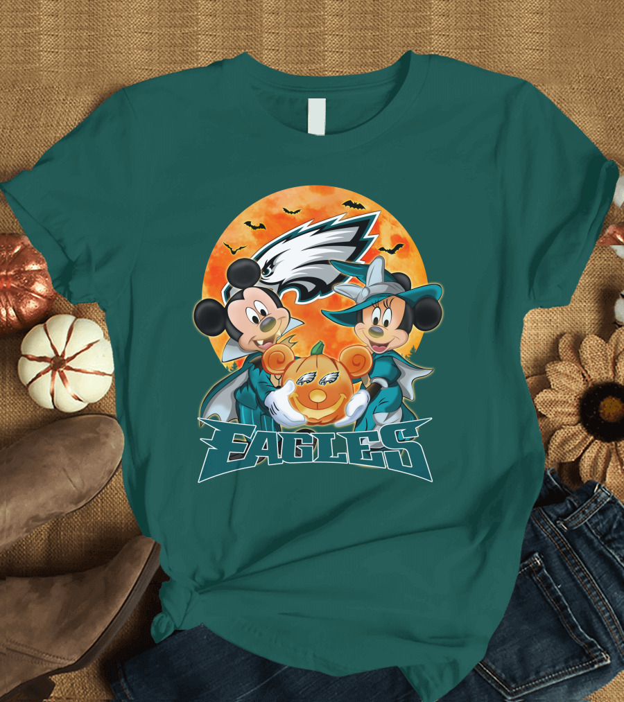 Philadelphia Eagles Mickey and Minnie Halloween Pumpkin T-Shirt