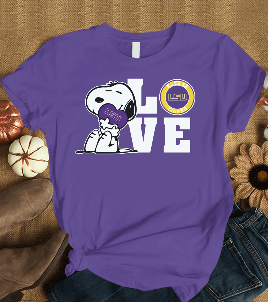 Snoopy Love LSU Tigers LSU T-Shirt