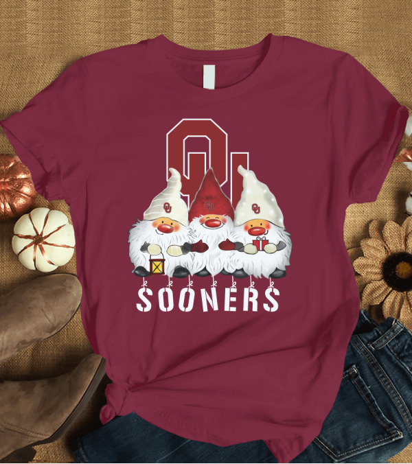 T-Shirt: Oklahoma Sooners Christmas Gnomes Happy Holidays T-Shirt Oklahoma Sooners Christmas Gnomes Happy Holidays T-Shirt