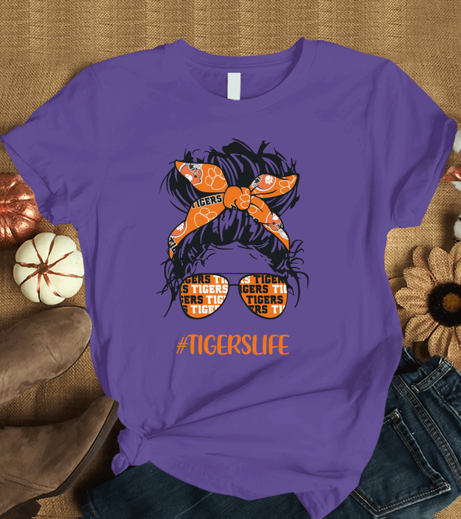 TigersLife Clemson Tigers Messy Bun Girl With Headband And Glasses T-Shirt