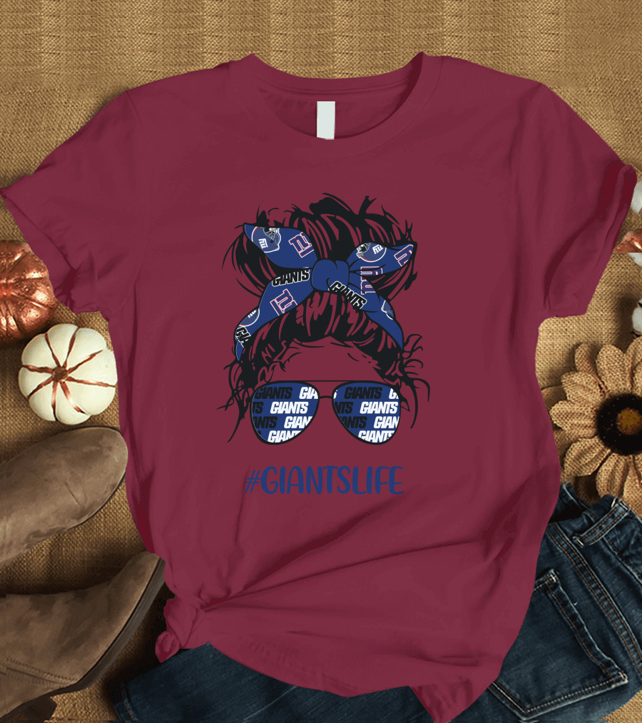 GIANTSLIFE Messy Bun Girl With New York Headband and Glasses T-Shirt