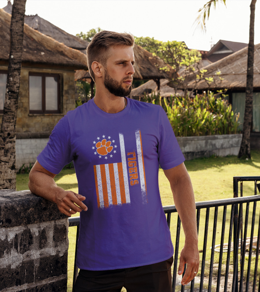 Clemson Tigers American Flag Paw Print T-Shirt