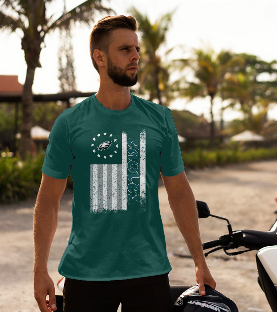 Philadelphia Eagles Stars And Stripes American Flag T-Shirt