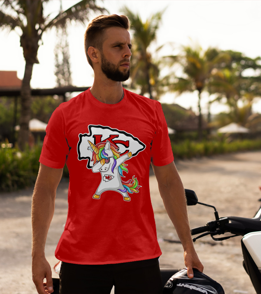 Kansas City Chiefs Unicorn Dabbing KC Logo Rainbow Mane T-Shirt
