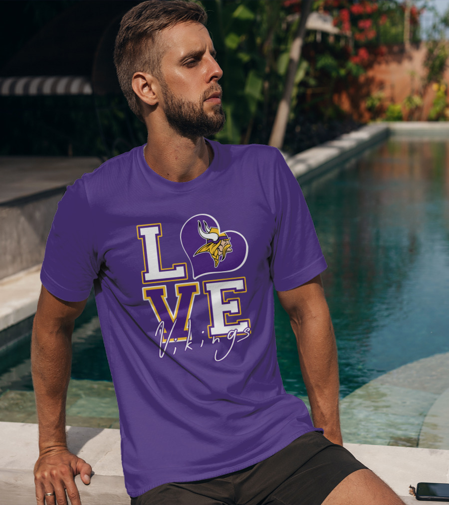 Love Minnesota Vikings Heart T-Shirt