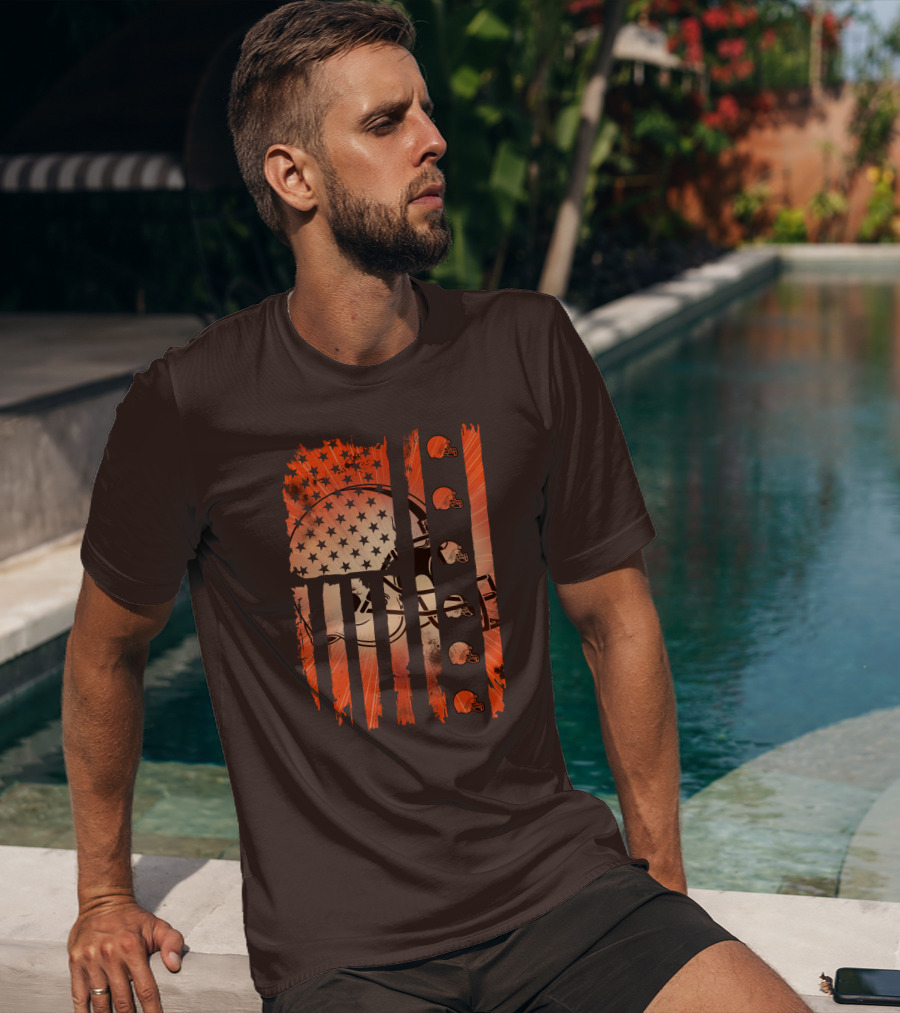 Cleveland Browns Helmet American Flag Edition T-Shirt