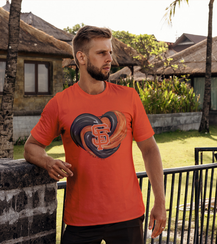 San Francisco Giants Heart Logo Swirl T-Shirt