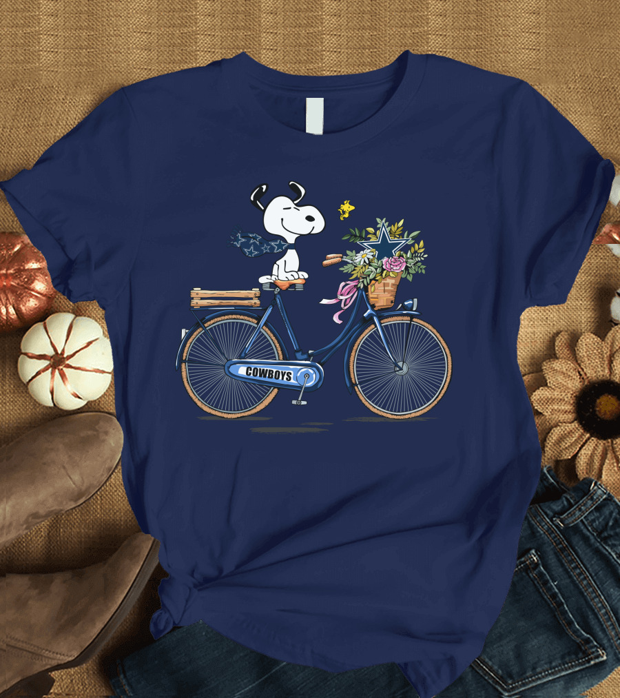 Dallas Cowboys Snoopy on Bicycle with Flowers and Star Basket T-Shirt