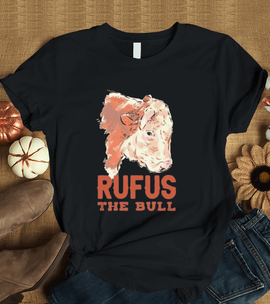 Rufus The Bull Cow Retro Style Rustic T-Shirt