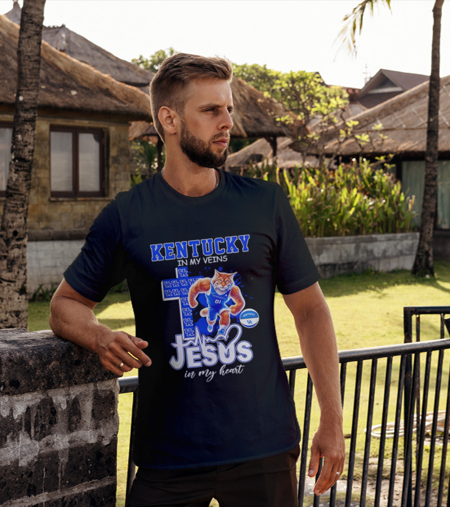 Kentucky Wildcats In My Veins Jesus In My Heart Wildcat Cross T-Shirt