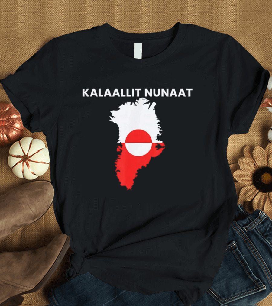 Kalaallit Nunaat Greenland Sovereignty National Flag Map T-Shirt