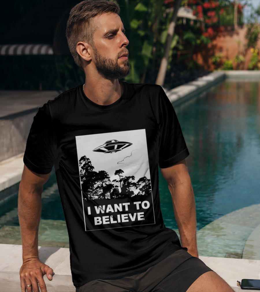 UFO I Want To Believe Flying Saucer Forest T-Shirt