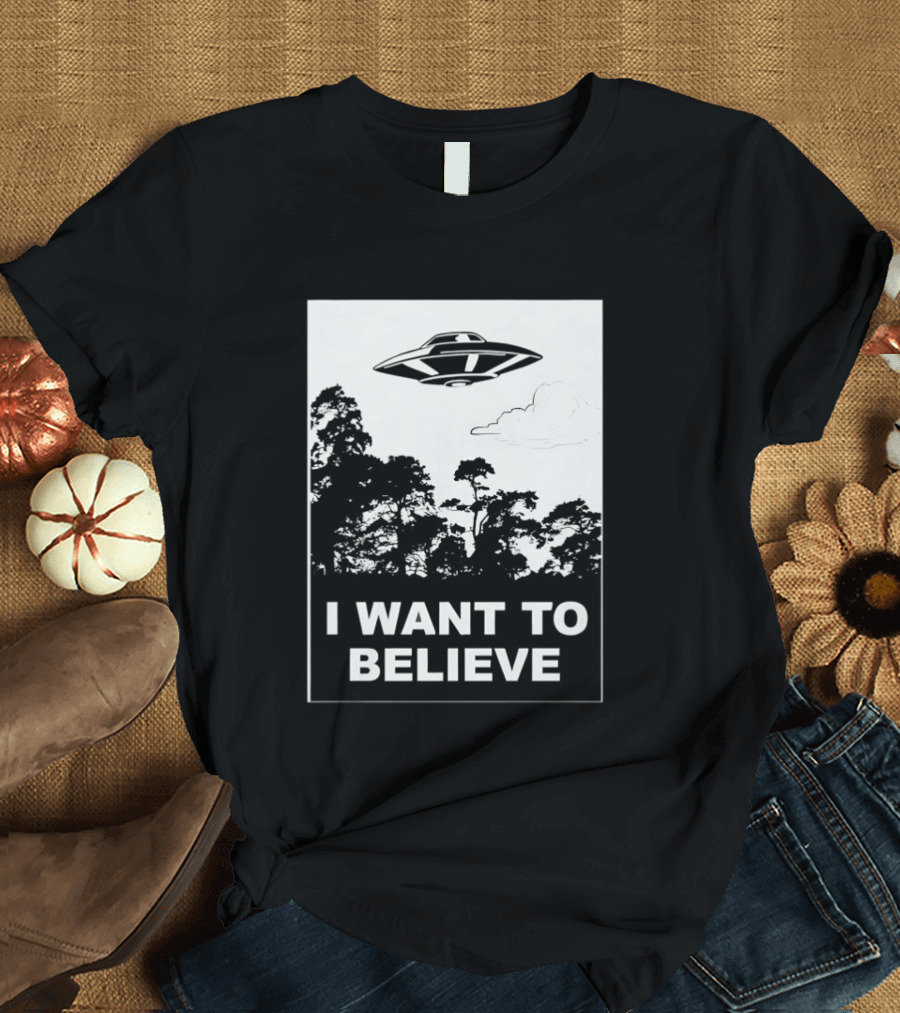 UFO I Want To Believe Flying Saucer Forest T-Shirt