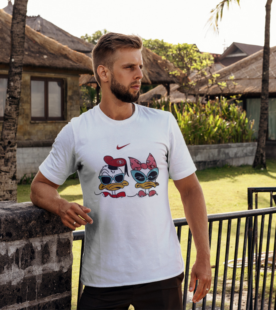 Nike San Francisco 49ers Donald Daisy Duck Collaboration T-Shirt