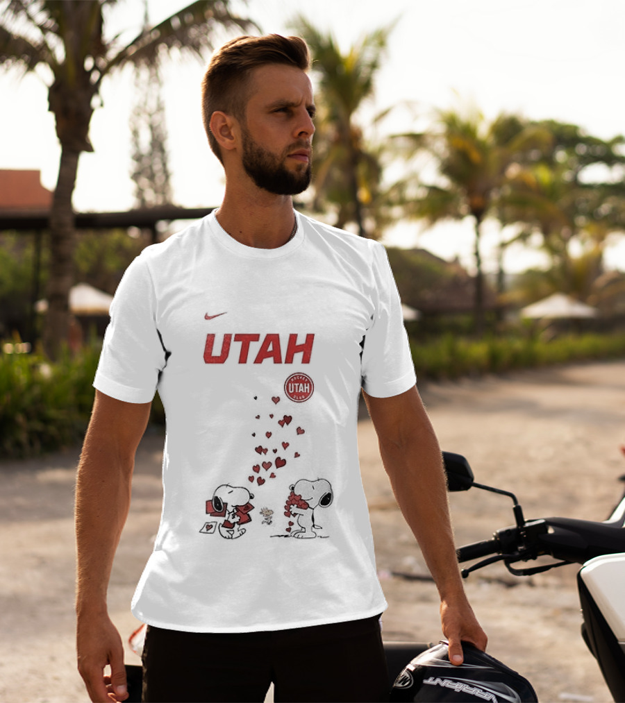 Utah Mammoth Snoopy Valentine Hearts Love U.S. T-Shirt