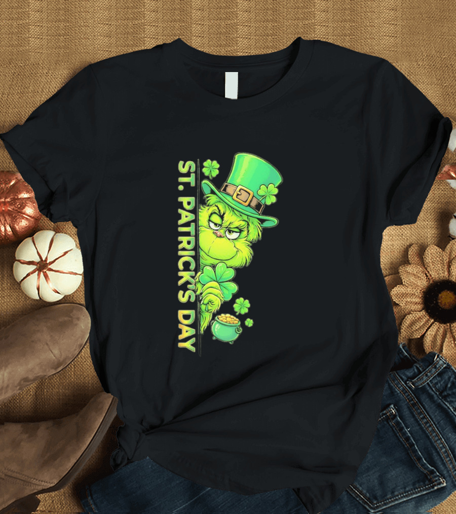 St. Patrick's Day Grinch With Leprechaun Hat And Gold Pot T-Shirt