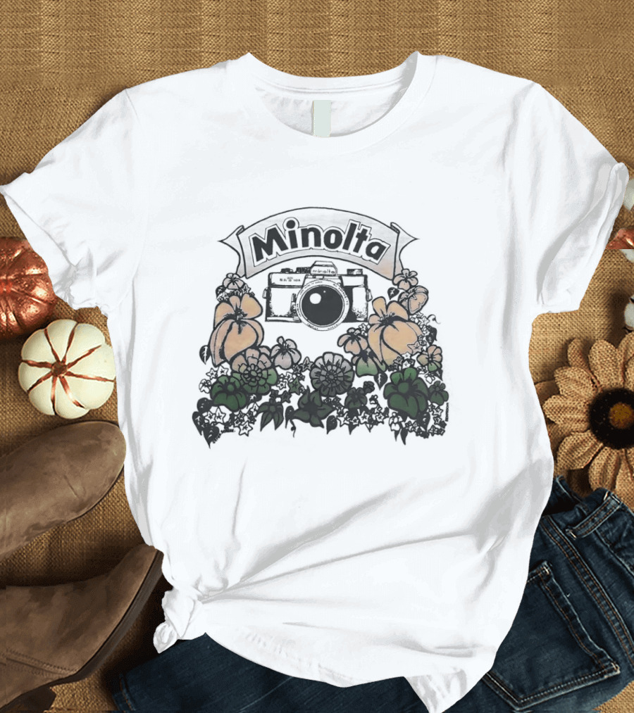 Minolta X700 Vintage Camera Floral Aesthetic T-Shirt