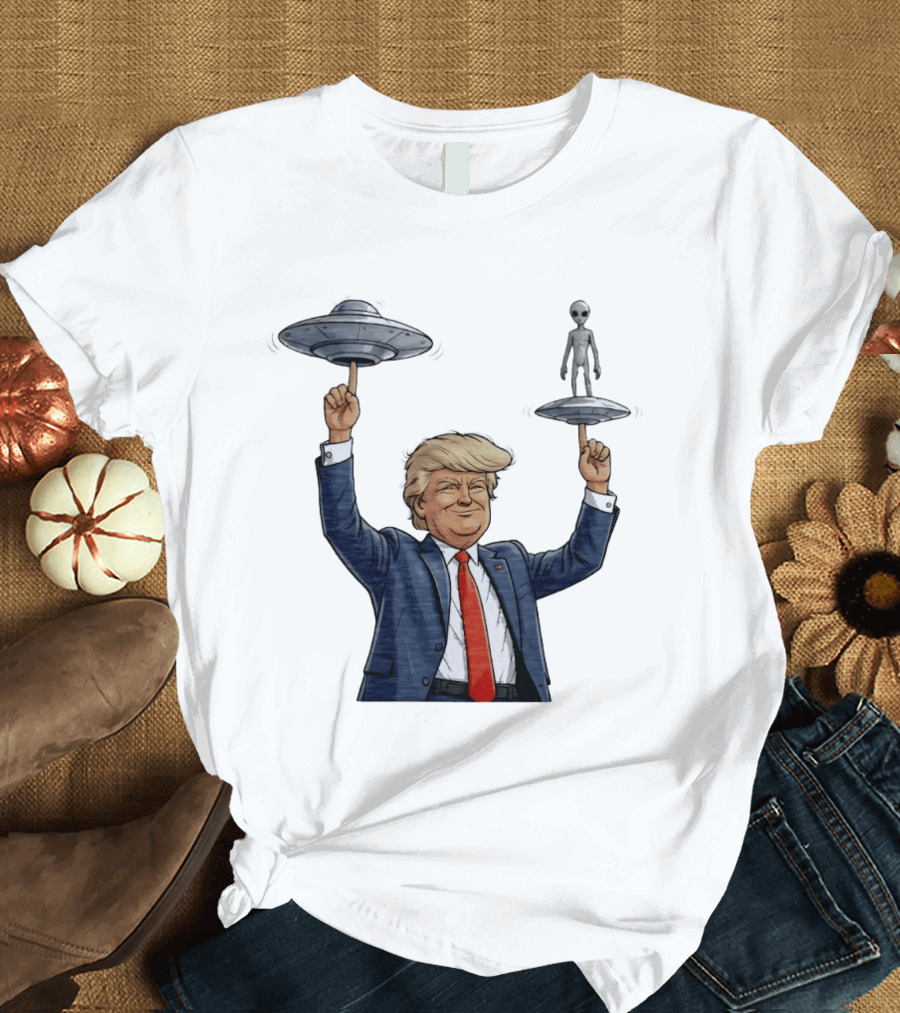 Trump Alien UFO Balancing Act Spinner T-Shirt