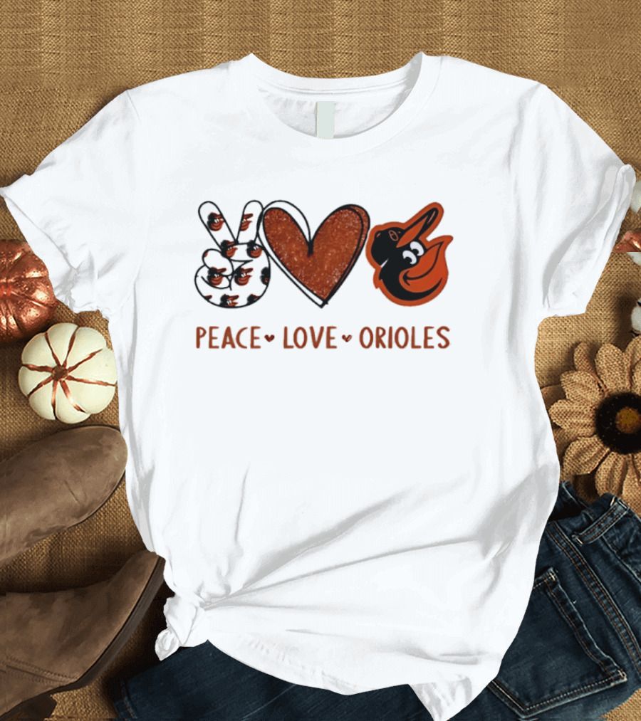 Peace Love Orioles Hand Sign Heart Shape Baltimore Orioles T-Shirt