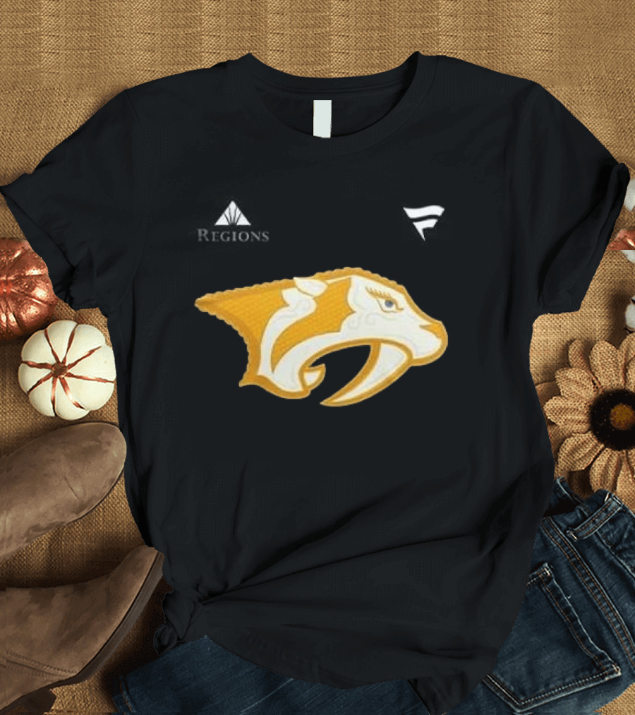 Nashville Predators Women Of Smashville Night 2026 Regions Ice Tiger T-Shirt