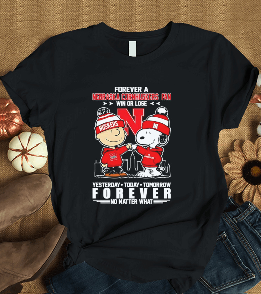 Forever A Nebraska Cornhuskers Fan Charlie Brown Snoopy Huskers Forever No Matter What T-Shirt
