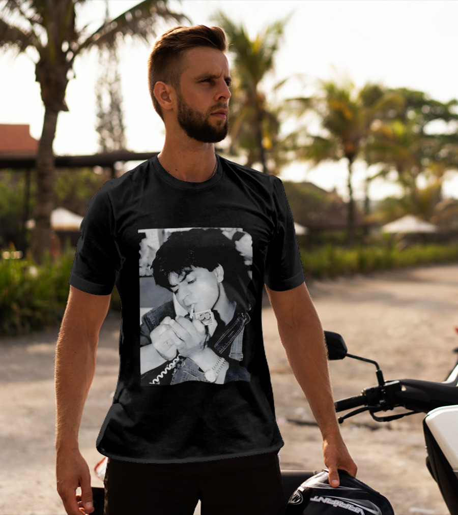 Shah Rukh Khan Iconic Smoking Bollywood T-Shirt