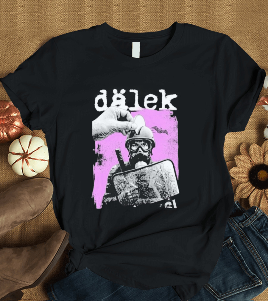 Dalek Brilliance Moon Tour Riot Gear Gas Mask T-Shirt