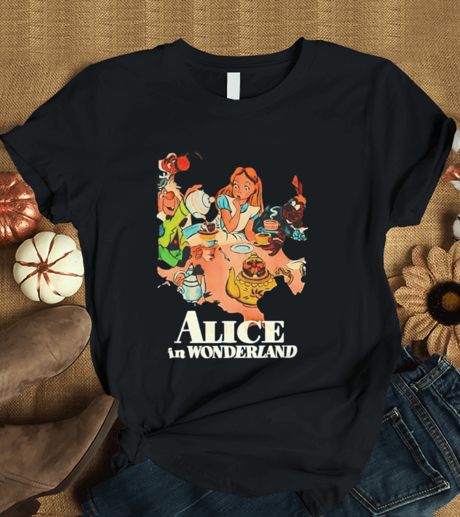 Alice In Wonderland Mad Hatter Tea Party Cartoon Smoking Scene T-Shirt