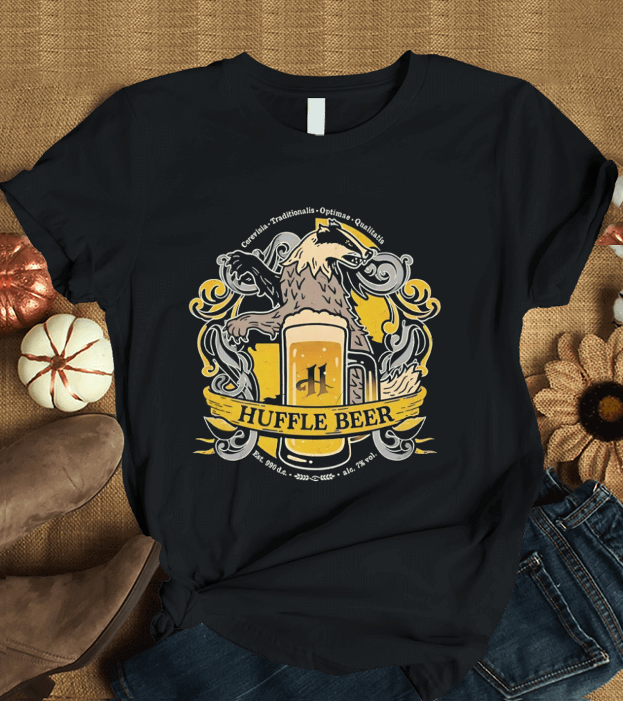 Huffle Beer Cerevisia Traditionalis Optimae Qualitatis 990 D C Badge With And Badger T-Shirt