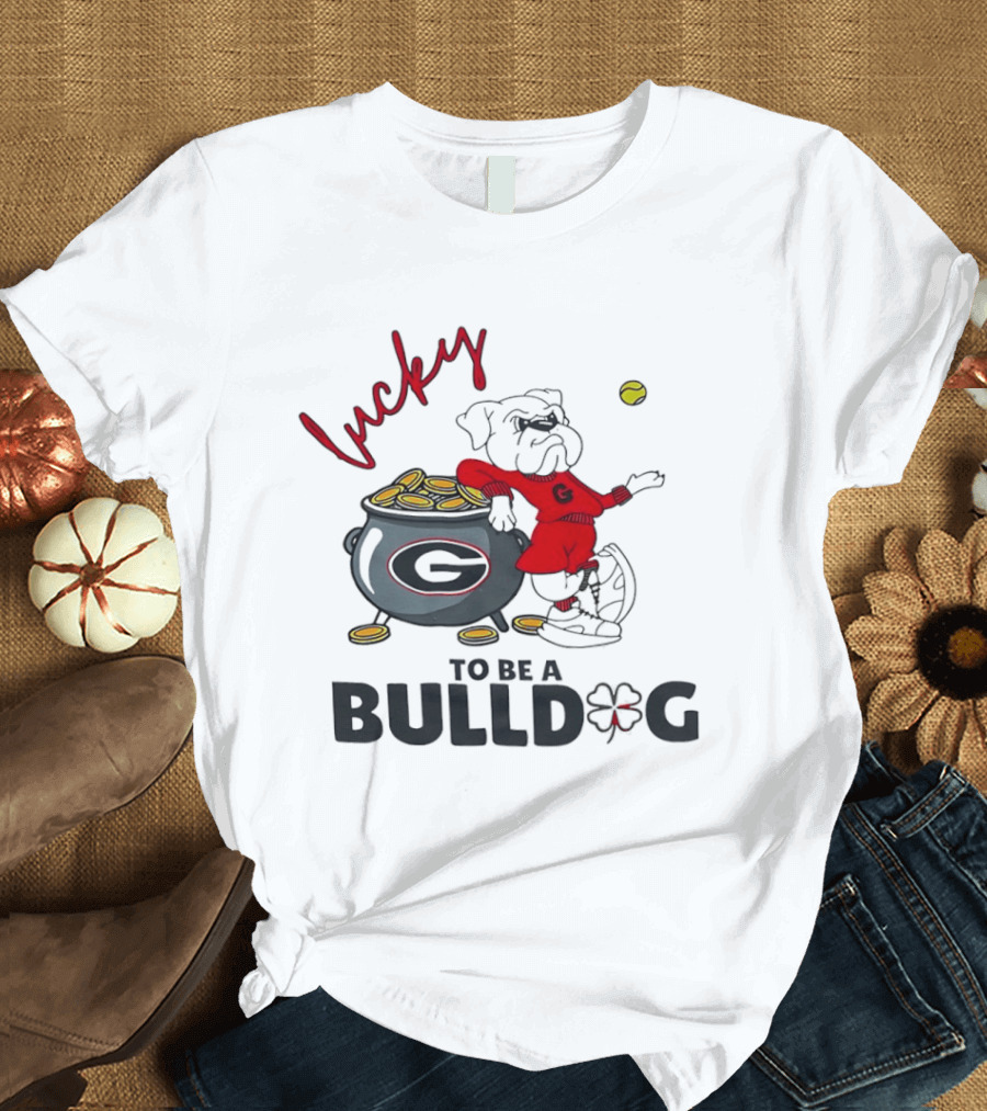 Lucky To Be A Georgia Bulldogs Football Fan With Pot Of Gold And Clover T-Shirt