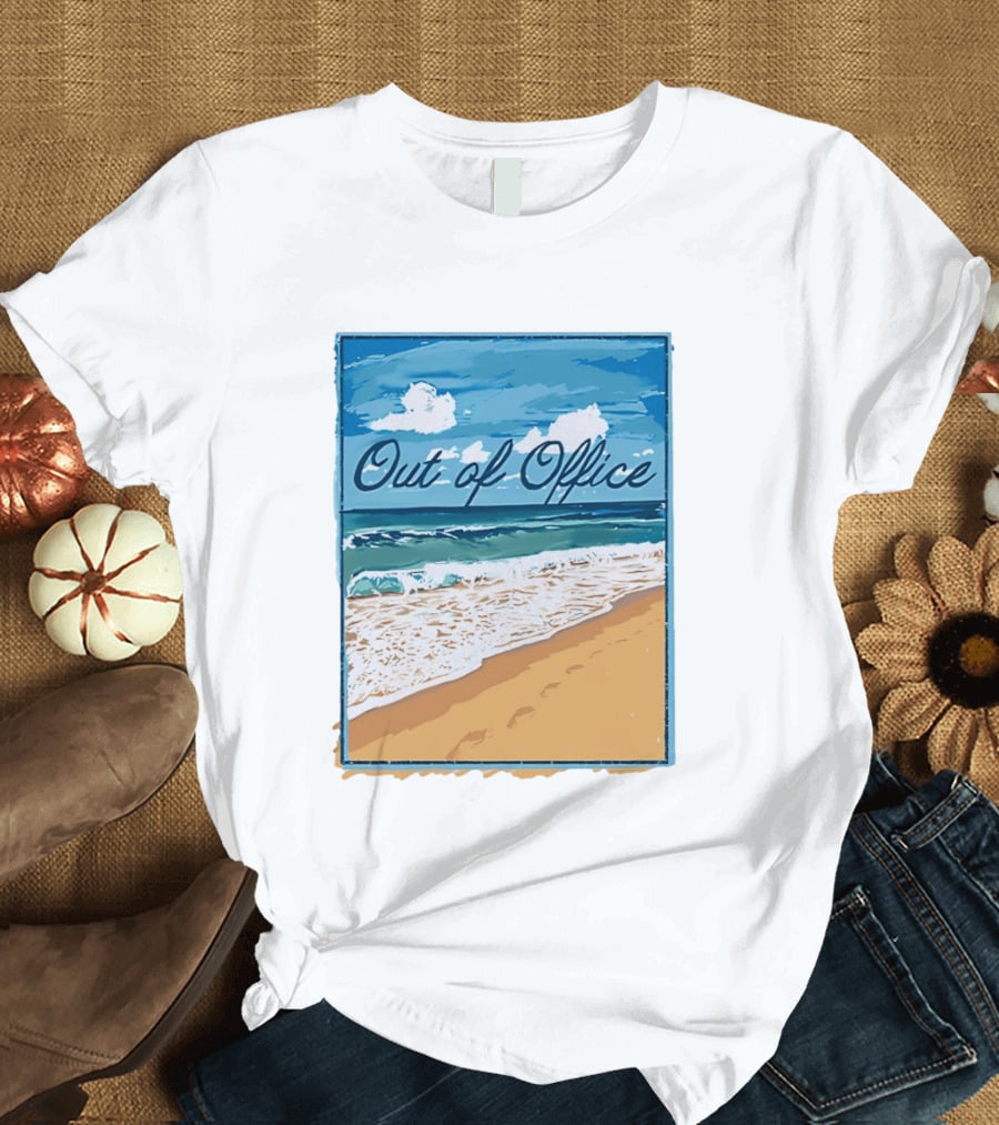Out Of Office Beach Painting Photo 2025 Blue Sky Ocean Waves Sand T-Shirt