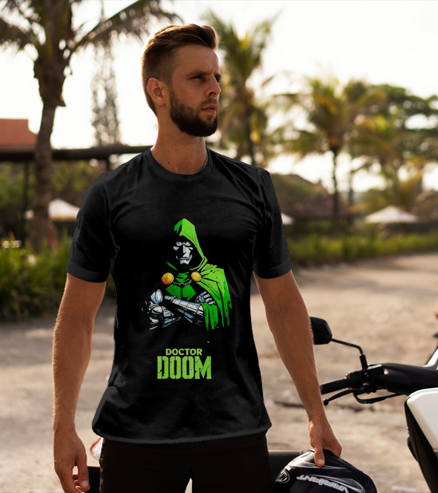 Doctor Doom Green Armor Crossed Arms Marvel T-Shirt