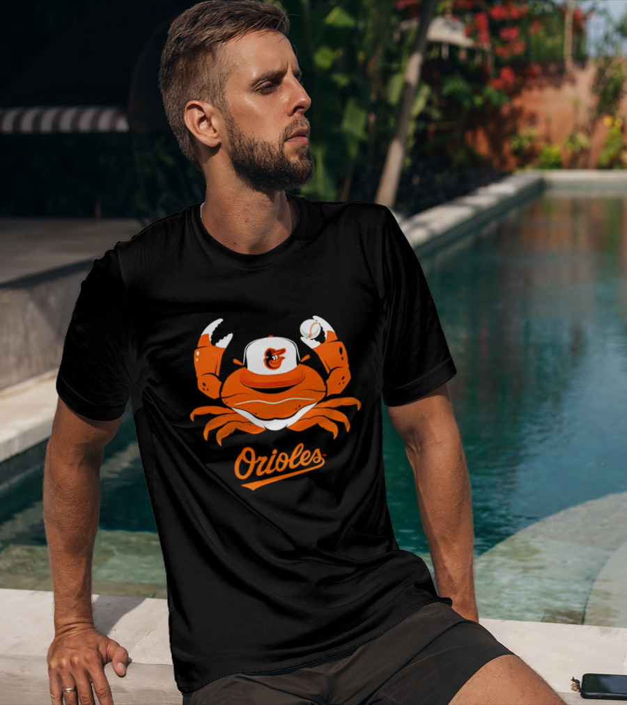 Baltimore Orioles Crab Mascot With Baseball Cap T-Shirt