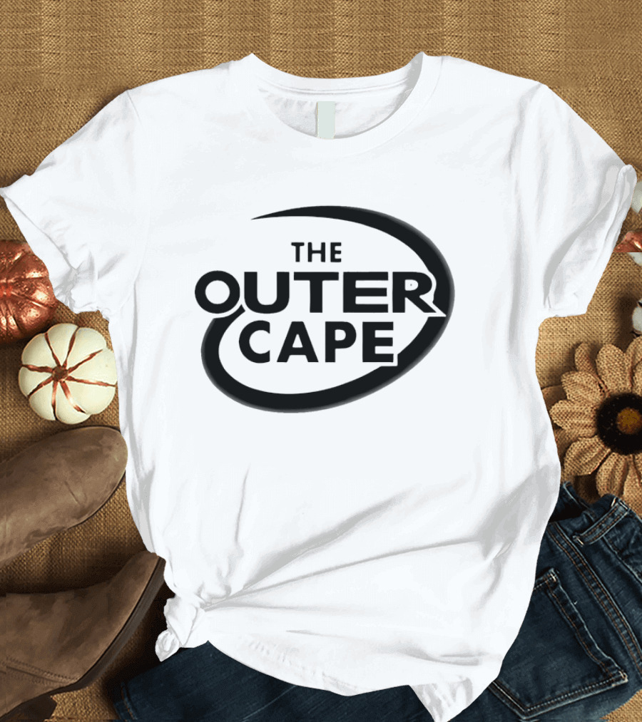 The Outer Cape Retro Style Bold Text Oval Highlight T-Shirt