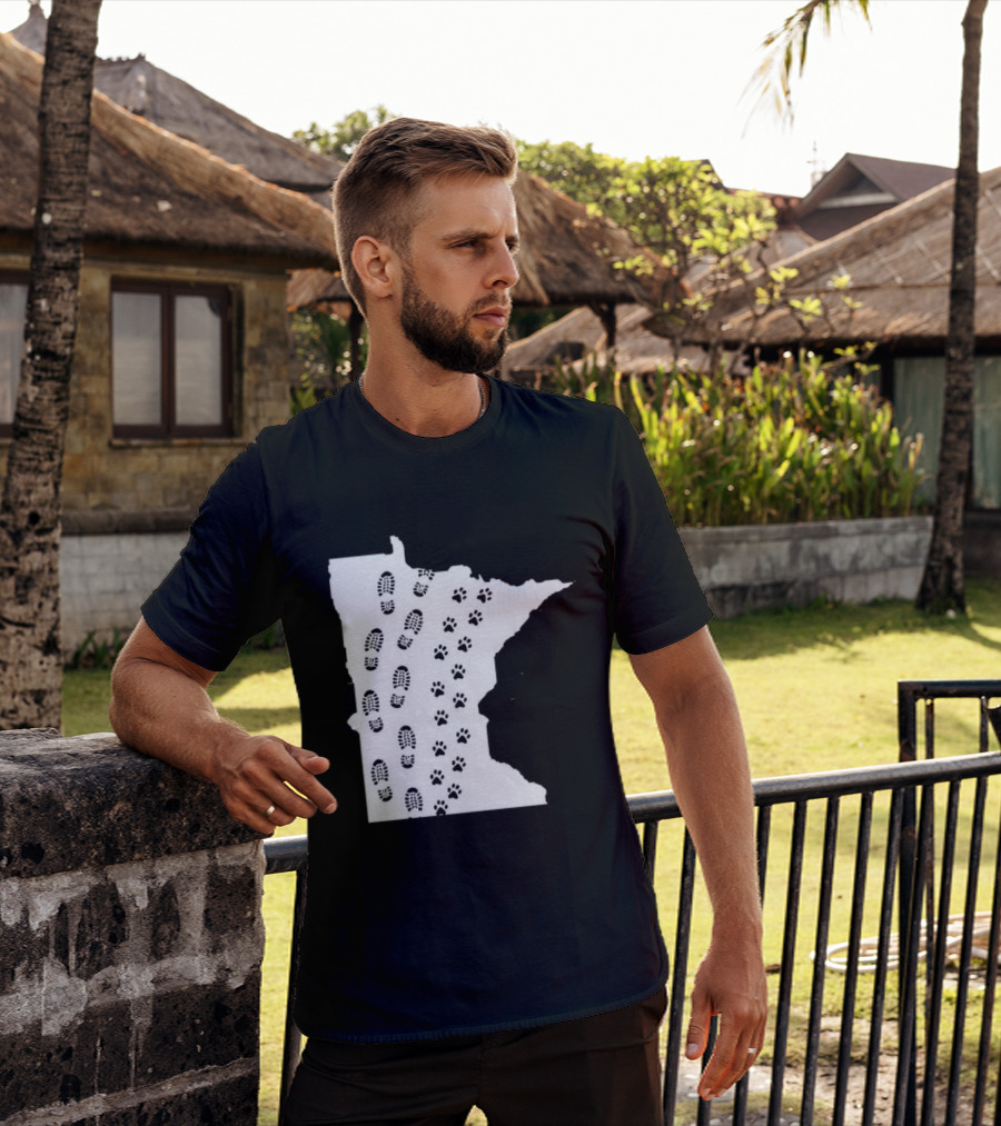 Minnesota Map Footprints And Paw Prints Outdoor Adventure T-Shirt