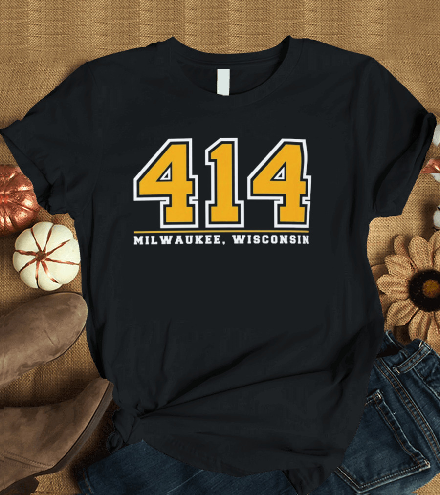 414 Milwaukee Wisconsin Area Code Pride T-Shirt