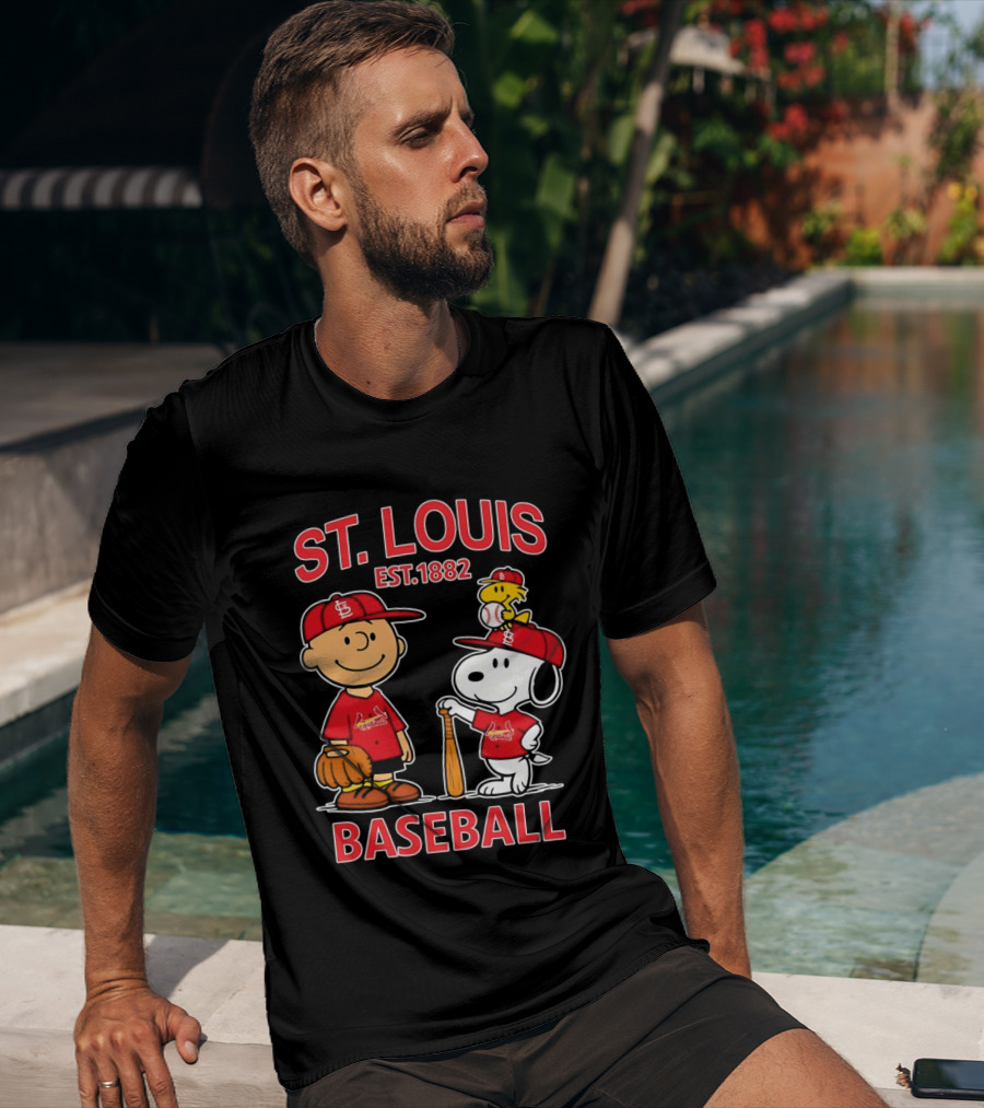 Charlie Brown Snoopy Woodstock St Louis Cardinals Baseball Est 1882 T-Shirt