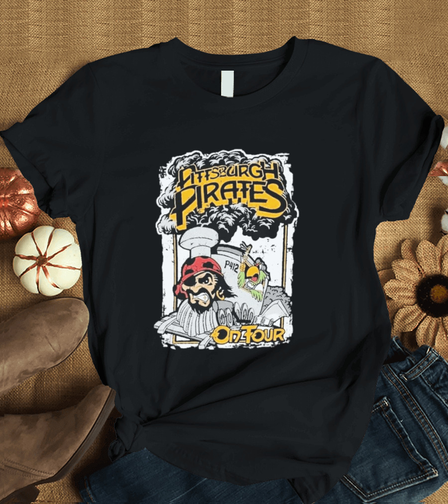 Pittsburgh Pirates P412 On Tour Pirate And Parrot Train T-Shirt