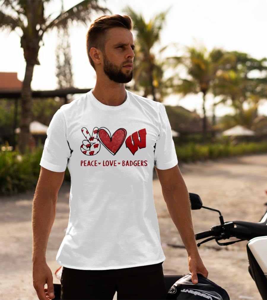 Peace Love Badgers Wisconsin Football Heart Sign T-Shirt