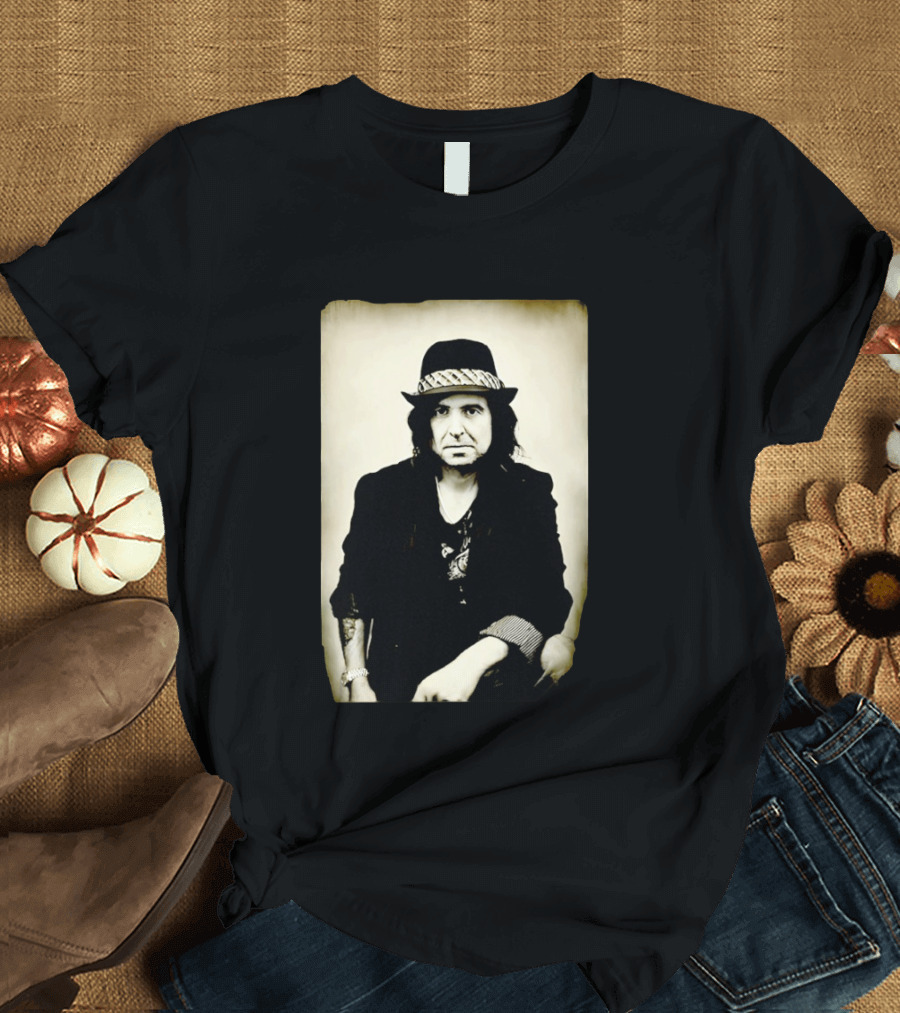 Phil Campbell Vintage Style Portrait Wearing Hat T-Shirt