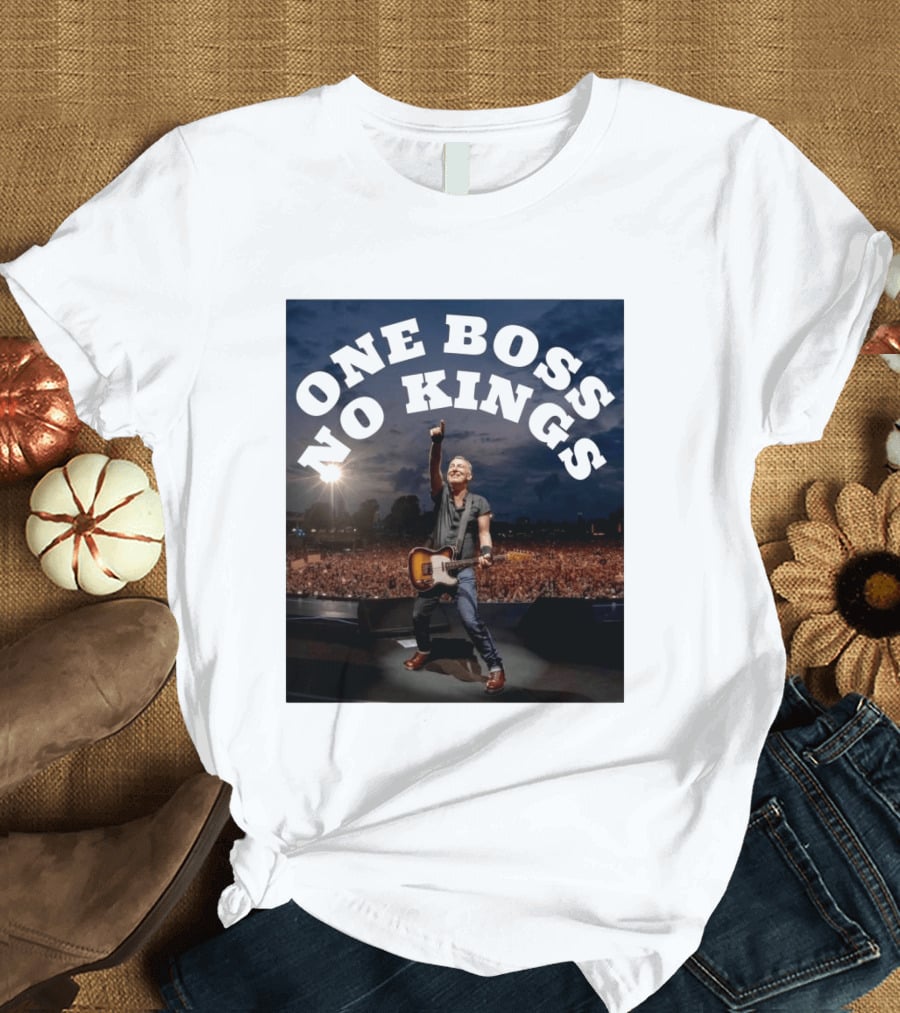 One Boss No Kings Bruce Springsteen Live Concert Crowd Performance T-Shirt