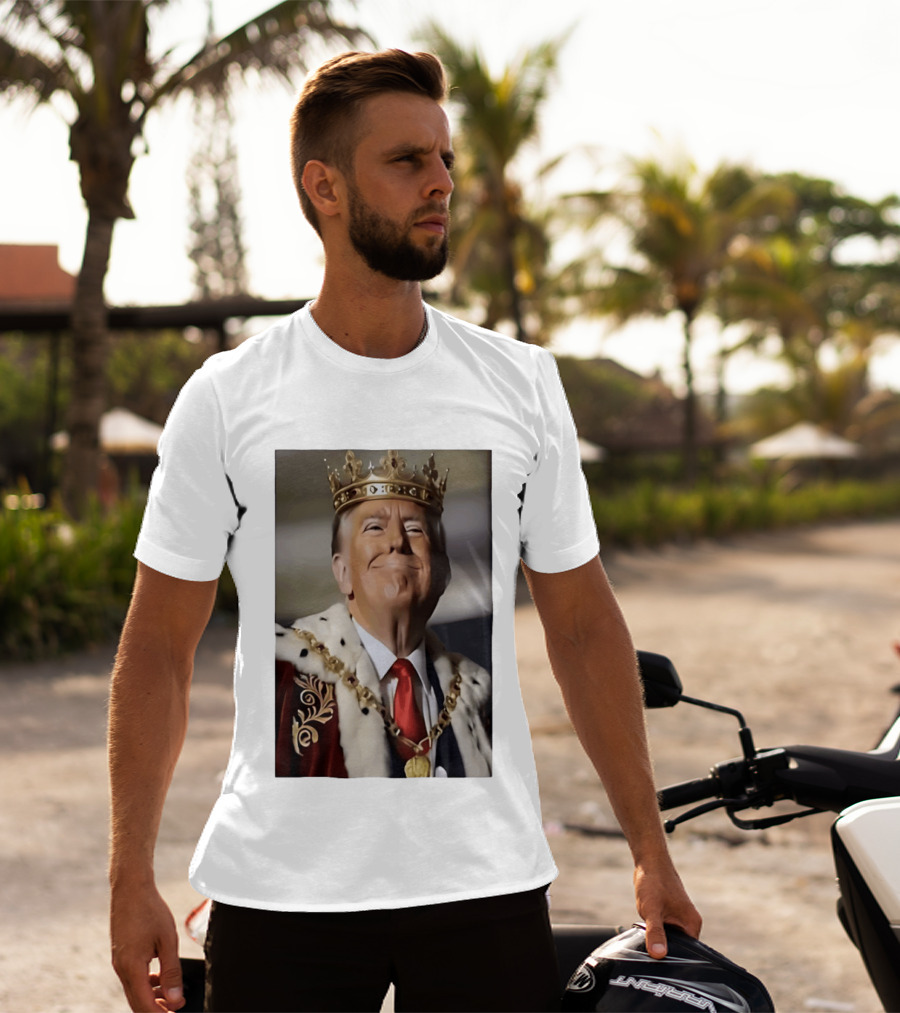 Donald Trump Crowned As King Regal Attire Red Tie Gold Crown T-Shirt