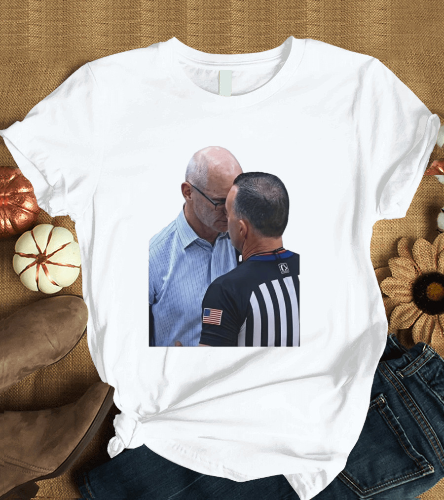 Dan Hurley Uconn Huskies Headbutt Confrontation With Referee Basketball Moment T-Shirt
