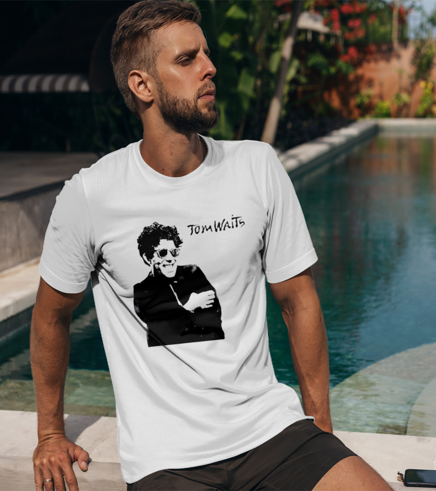 Maya Hawke's Tom Waits T-Shirt