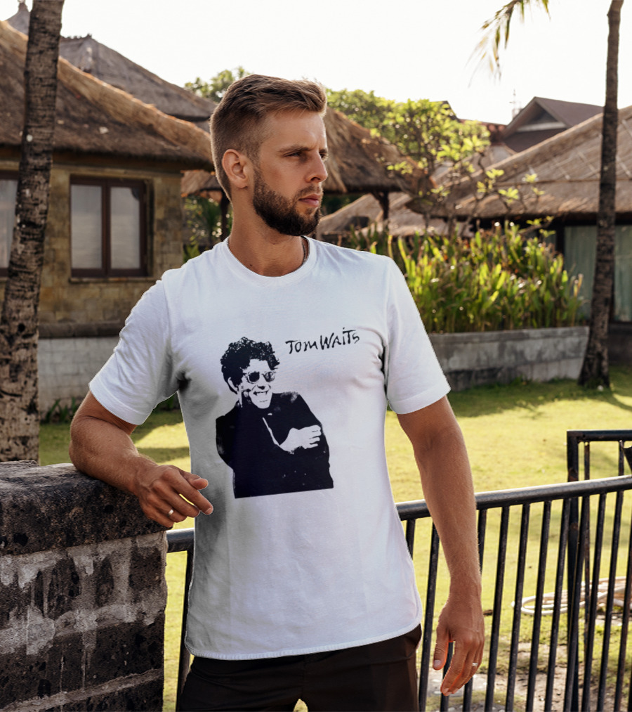 Maya Hawke's Tom Waits T-Shirt