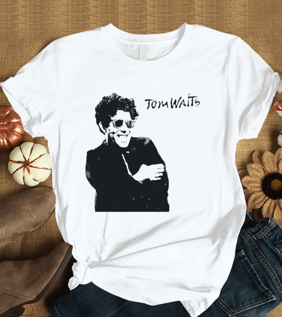 Maya Hawke's Tom Waits T-Shirt