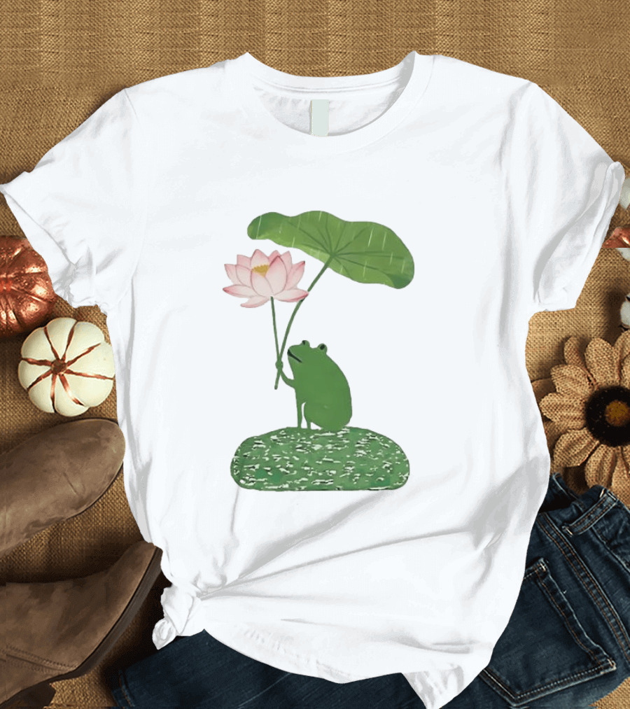 Frog With Lotus Umbrella Under The Rain Meme Cute Nature Scene T-Shirt