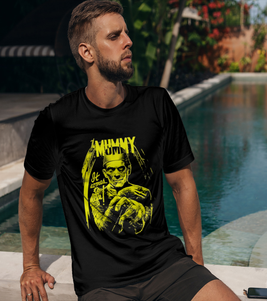 The Mummy It Comes To Life Horror Classic Vintage Yellow T-Shirt